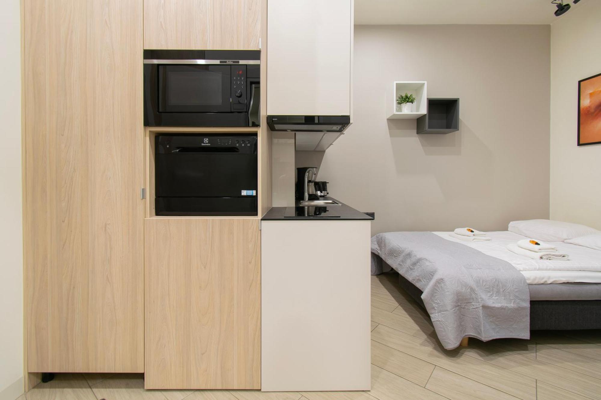 Compact Studios Slowackiego Avenue Красков Екстериор снимка