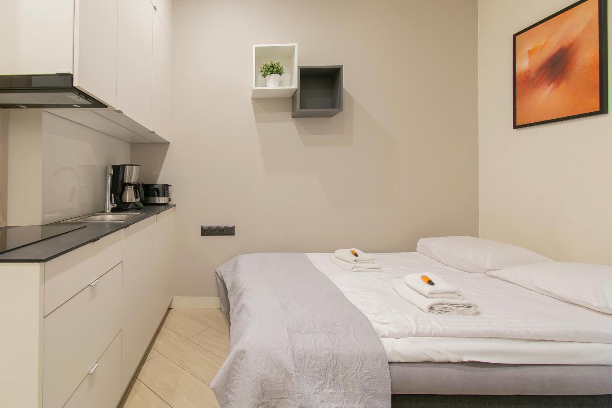 Compact Studios Slowackiego Avenue Красков Екстериор снимка