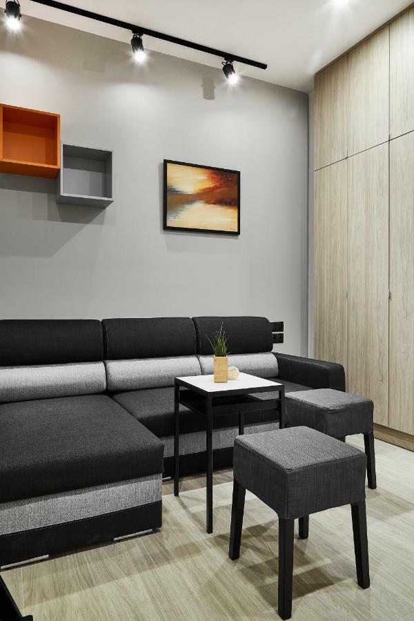 Compact Studios Slowackiego Avenue Красков Екстериор снимка